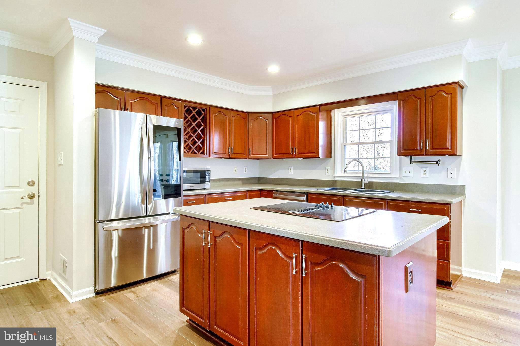 9412 Eagle Trace Fairfax Station, VA 22039 - Photo 19 of 89 Kitchen