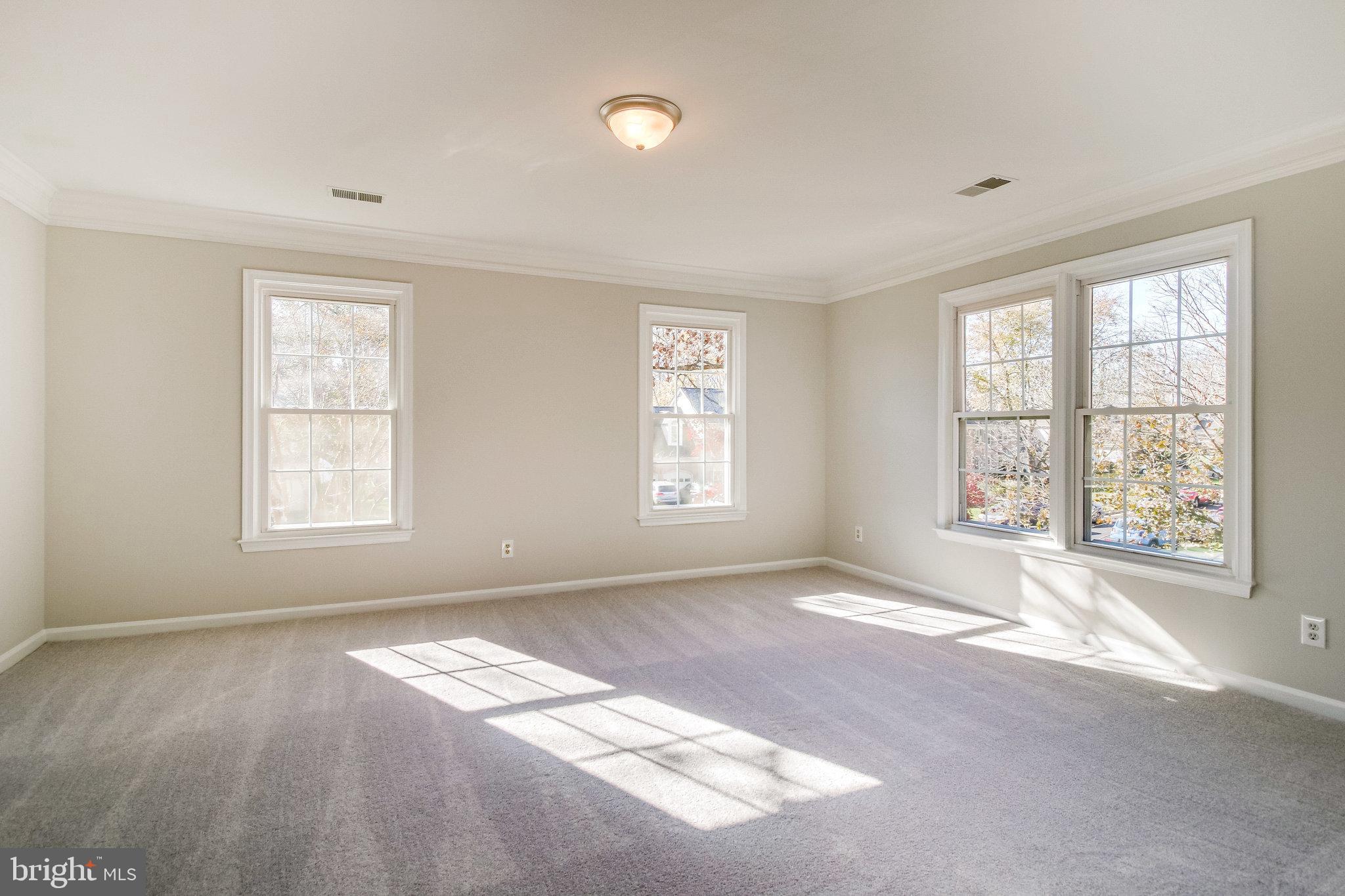 9412 Eagle Trace Fairfax Station, VA 22039 - Photo 34 of 89 Primary Bedroom Sitting Room