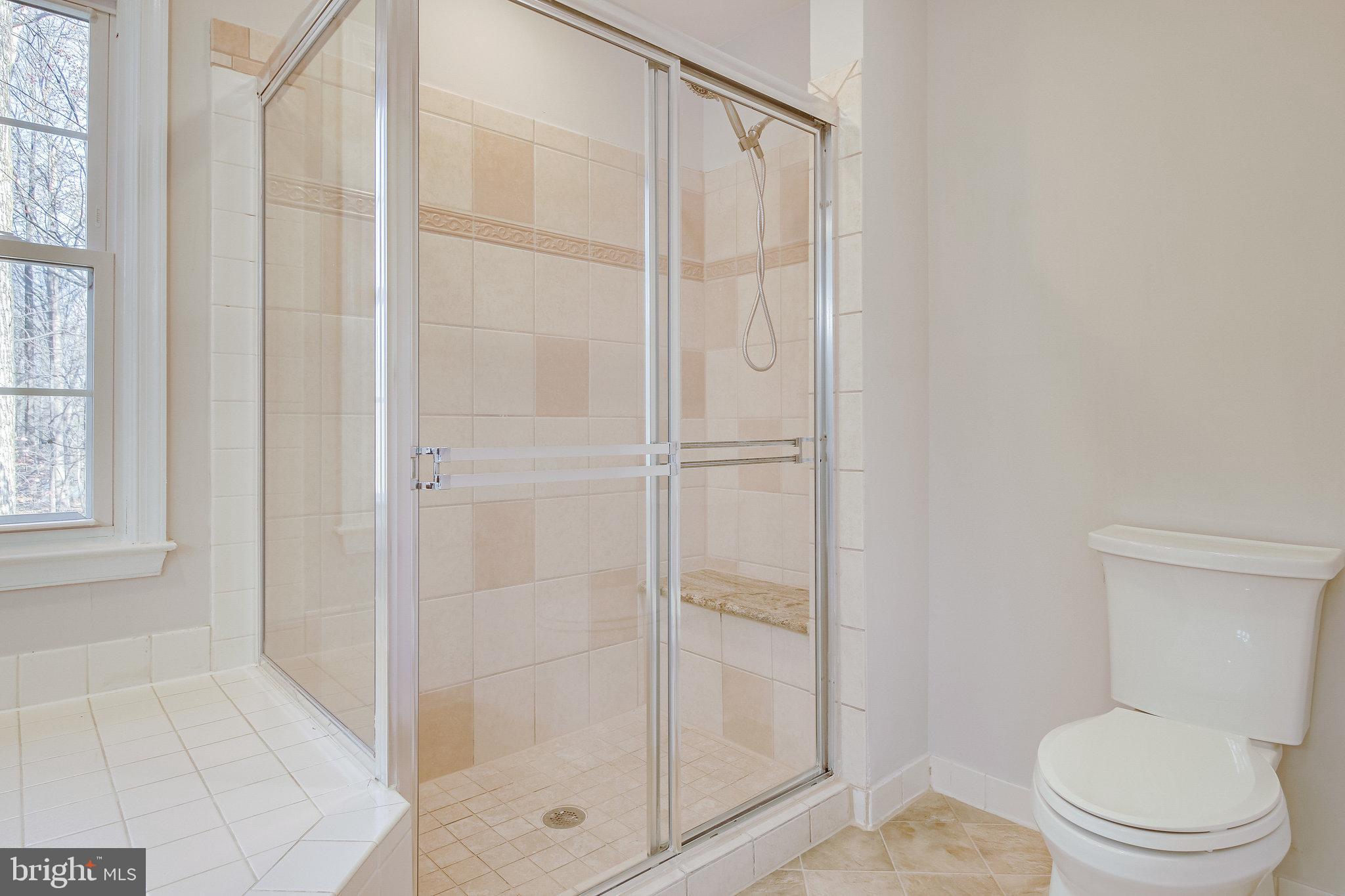 9412 Eagle Trace Fairfax Station, VA 22039 - Photo 40 of 89 Primary Bathroom