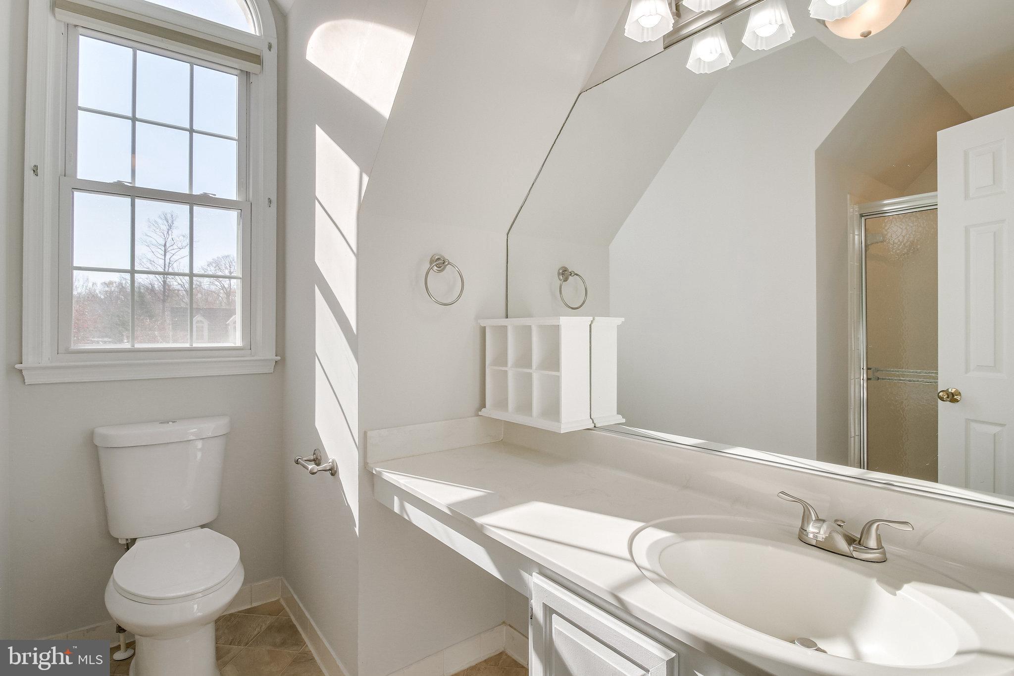 9412 Eagle Trace Fairfax Station, VA 22039 - Photo 57 of 89 Upper Level Bathroom