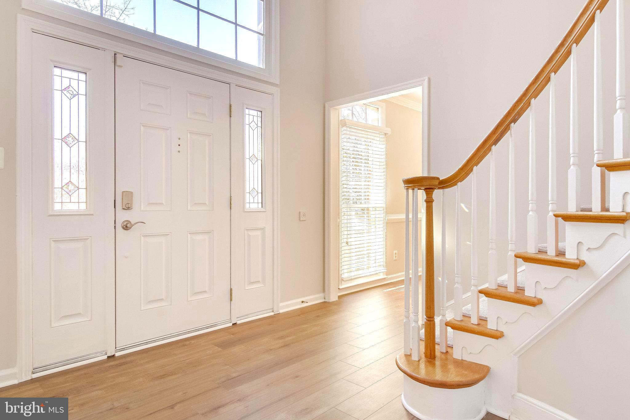9412 Eagle Trace Fairfax Station, VA 22039 - Photo 6 of 89 Foyer