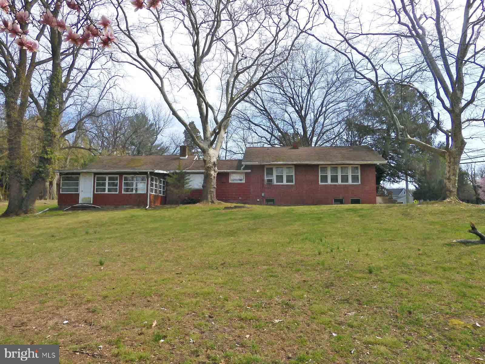 609 Hurffville - Cross Keys Road Sewell, NJ 08080 - Photo 13 of 18