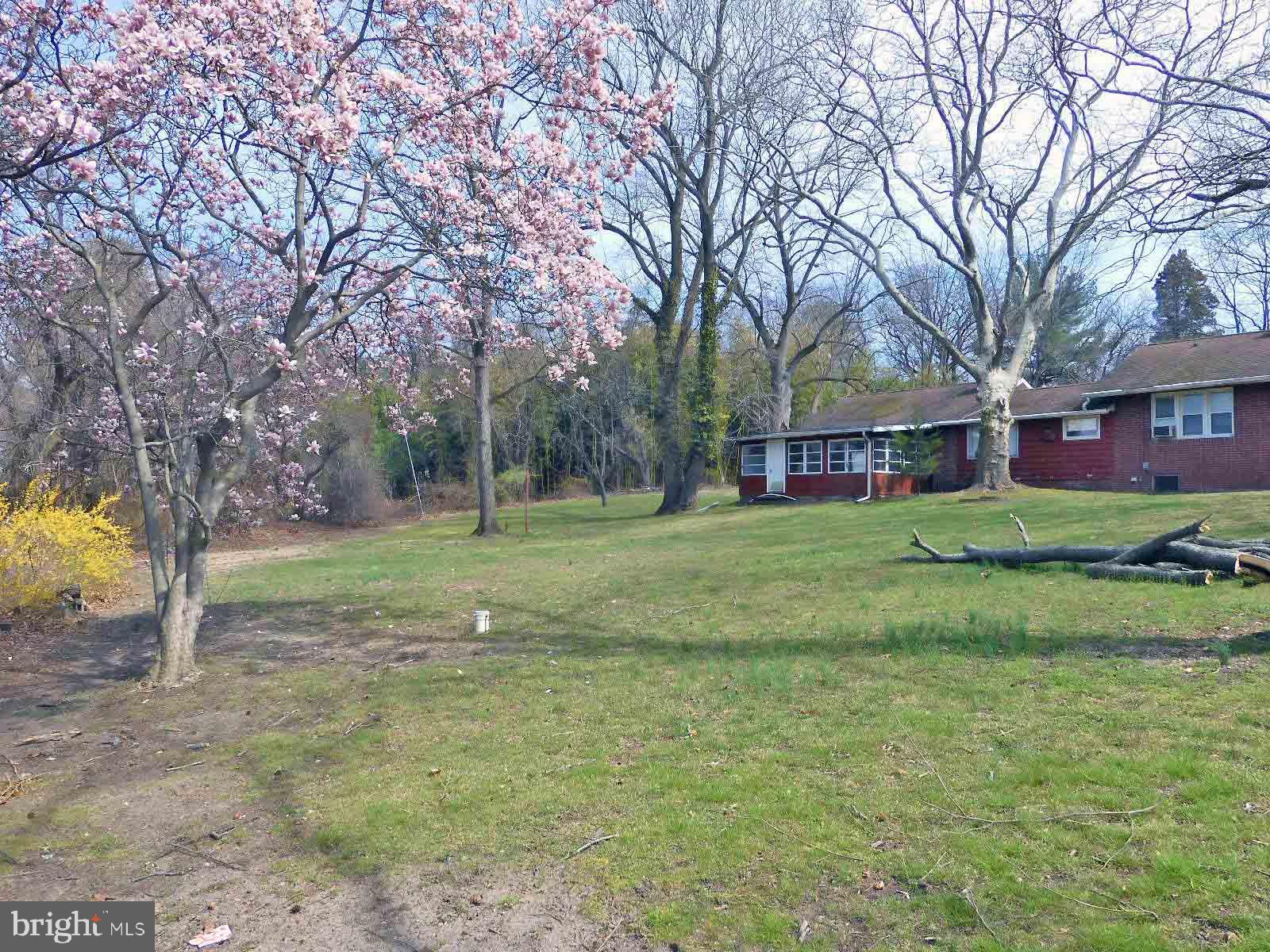 609 Hurffville - Cross Keys Road Sewell, NJ 08080 - Photo 14 of 18