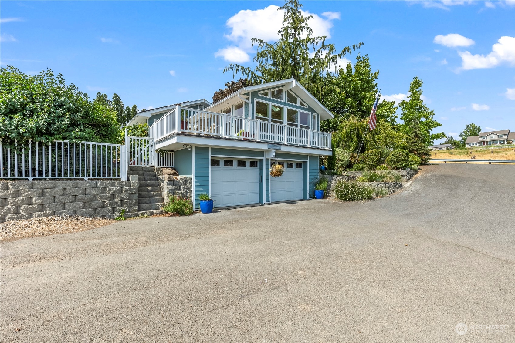 10502 Estes Road Yakima, WA 98908 - Photo 1 of 35