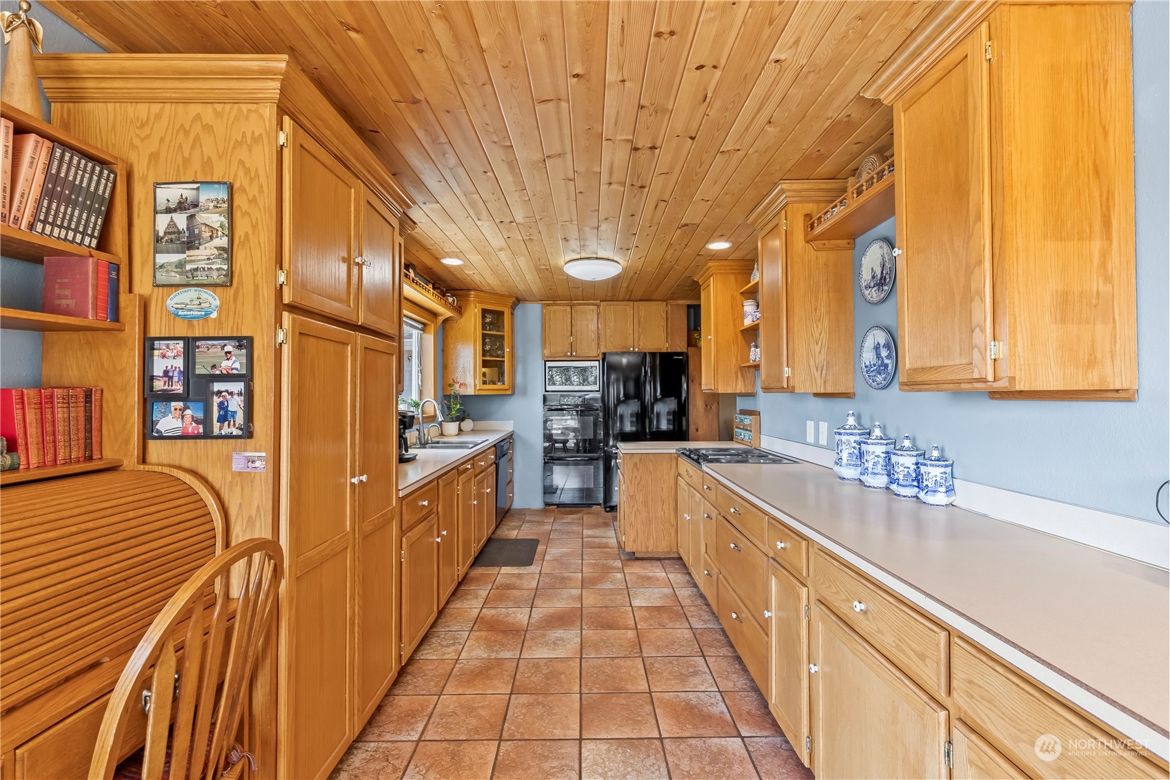 10502 Estes Road Yakima, WA 98908 - Photo 14 of 35