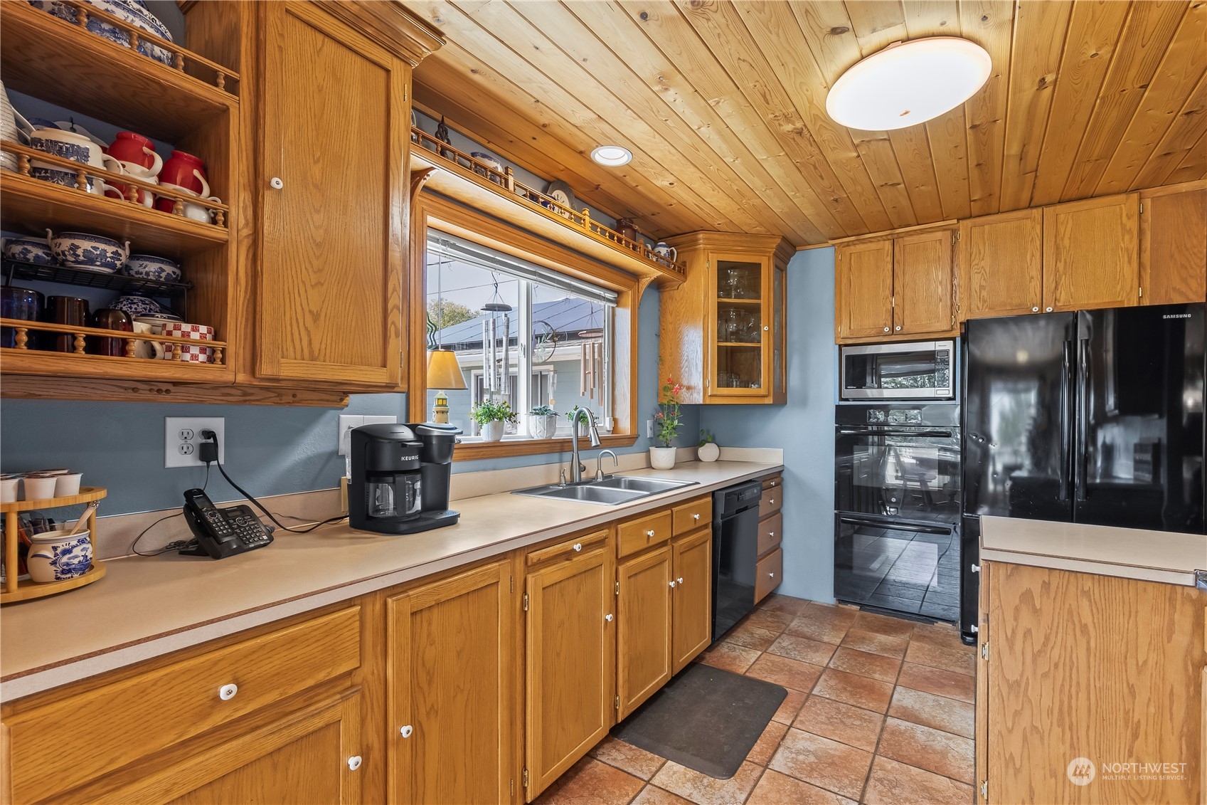10502 Estes Road Yakima, WA 98908 - Photo 16 of 35