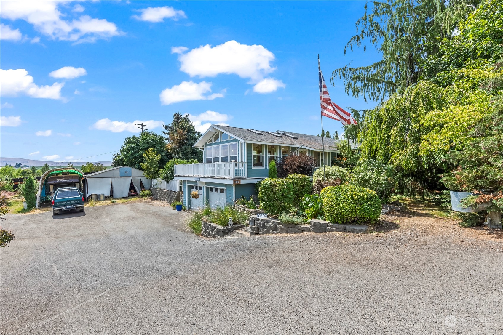 10502 Estes Road Yakima, WA 98908 - Photo 2 of 35