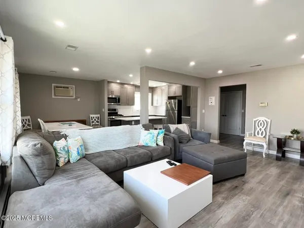 $2,200 | 61-63 K Street, Unit #2, Seaside Park, NJ 08752