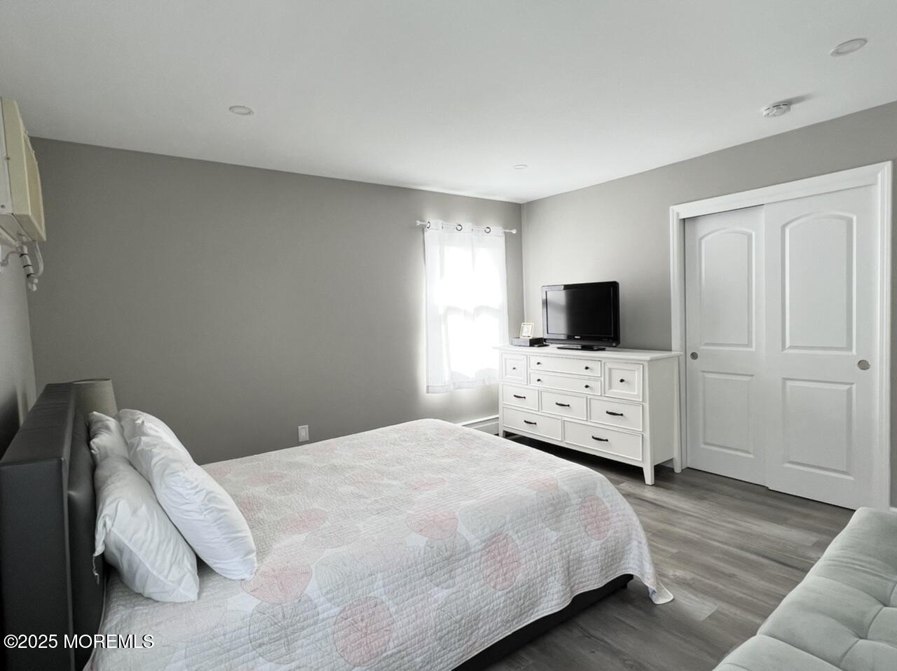 61-63 K Street, Unit #2 Seaside Park, NJ 08752 - Photo 10 of 20 B2A016E1-78D4-4FB3-B2C8-1073F3863E41