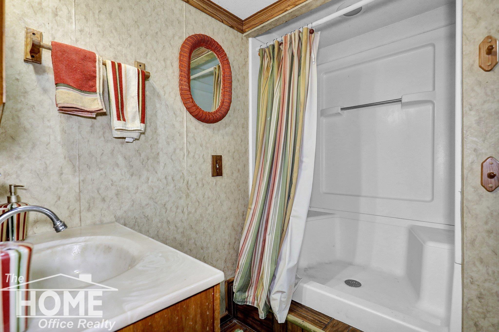 4877 Simpson Road Owosso, MI 48867 - Photo 22 of 34 50140797-878f49cf-efea-44ac-87d0-a4aac796c942.JPG