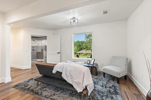 $489,900 | 5936 Spring Glen Drive, Dallas, TX 75232