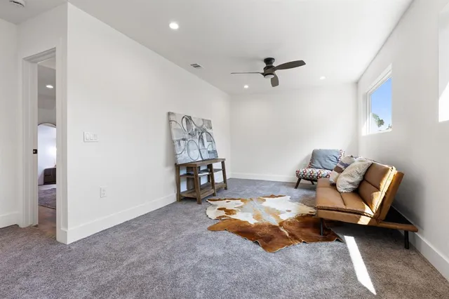 $489,900 | 5936 Spring Glen Drive, Dallas, TX 75232