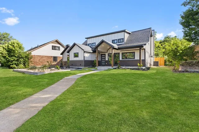 $489,900 | 5936 Spring Glen Drive, Dallas, TX 75232