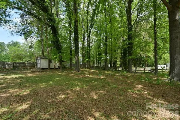 $1,995 | 19506 Heartland Street, Cornelius, NC 28031