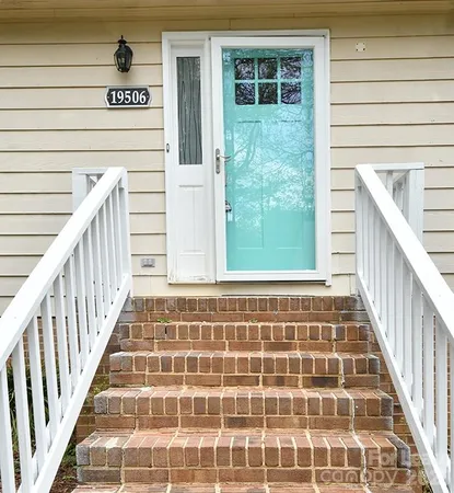 $1,995 | 19506 Heartland Street, Cornelius, NC 28031