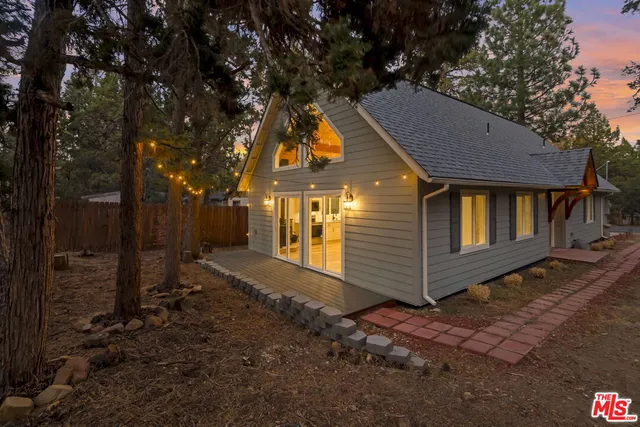 $599,000 | 630 Victoria Lane, Sugarloaf, CA 92386