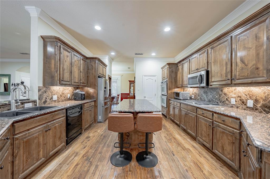 8489 Toler Pointe Larue, TX 75770 - Photo 8 of 25