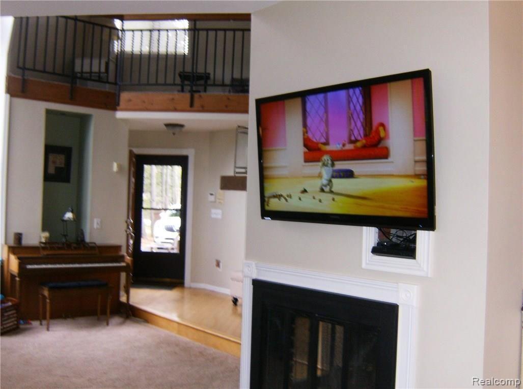 8152 Lakeshore Road Fort Gratiot, MI 48059 - Photo 11 of 44 HPIM4498.JPG
