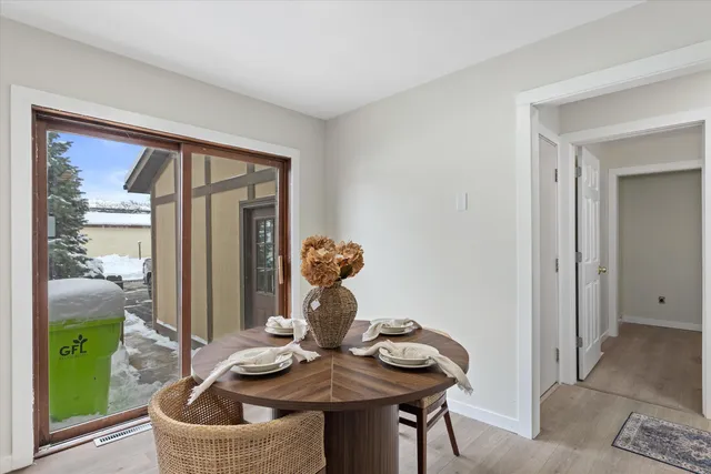 $284,900 | 530 Manchester Lane, Hartland, WI 53029