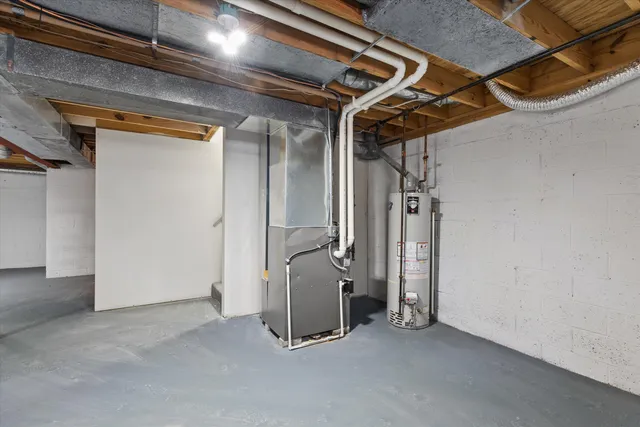 $284,900 | 530 Manchester Lane, Hartland, WI 53029