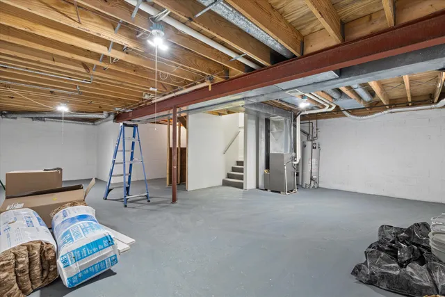 $284,900 | 530 Manchester Lane, Hartland, WI 53029