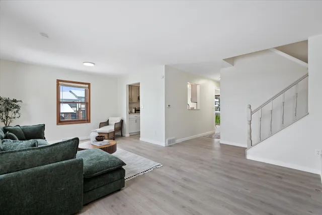 $284,900 | 530 Manchester Lane, Hartland, WI 53029