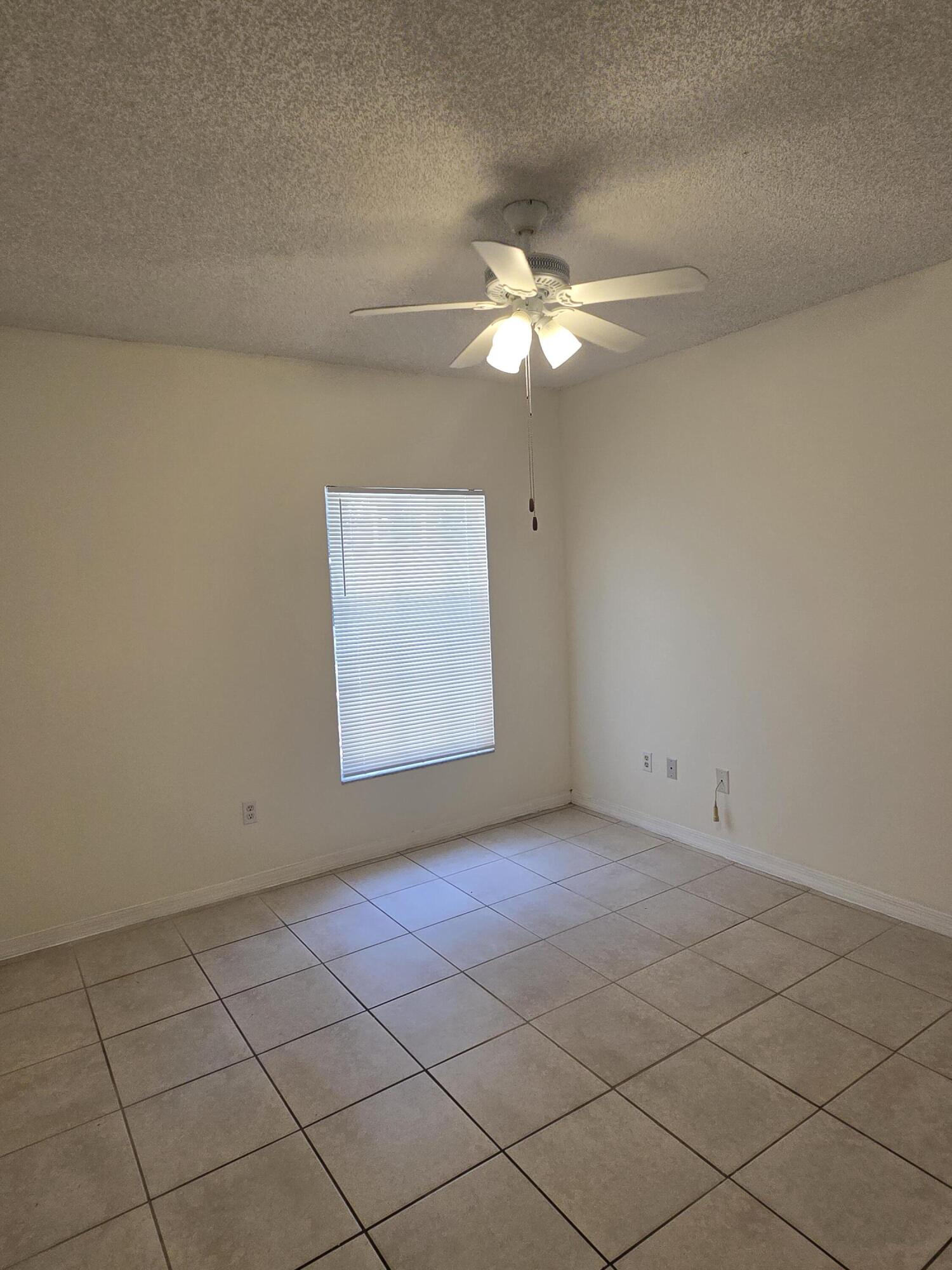 10306 Fox Trail Road South, Unit 912 West Palm Beach, FL 33411 - Photo 11 of 18 1000409224