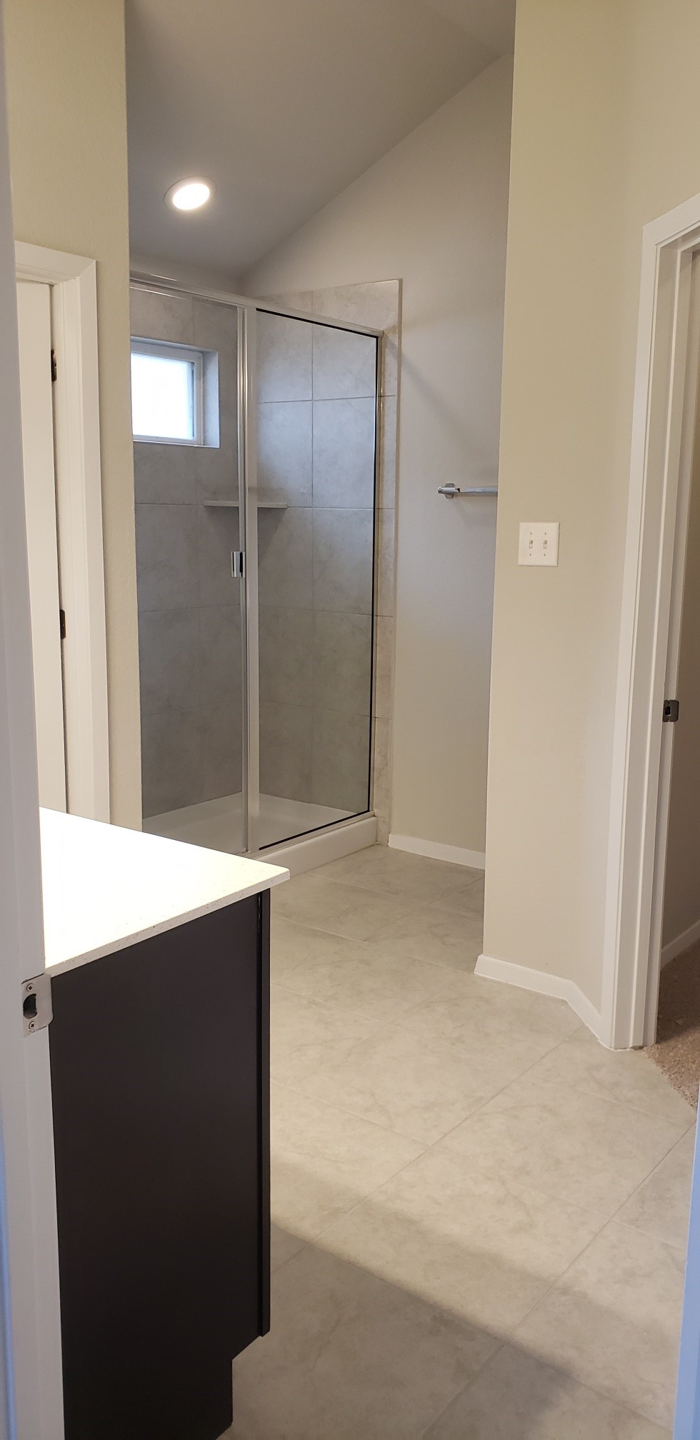 5612 Respinto Drive Austin, TX 78747 - Photo 8 of 23 an empty room with wooden door