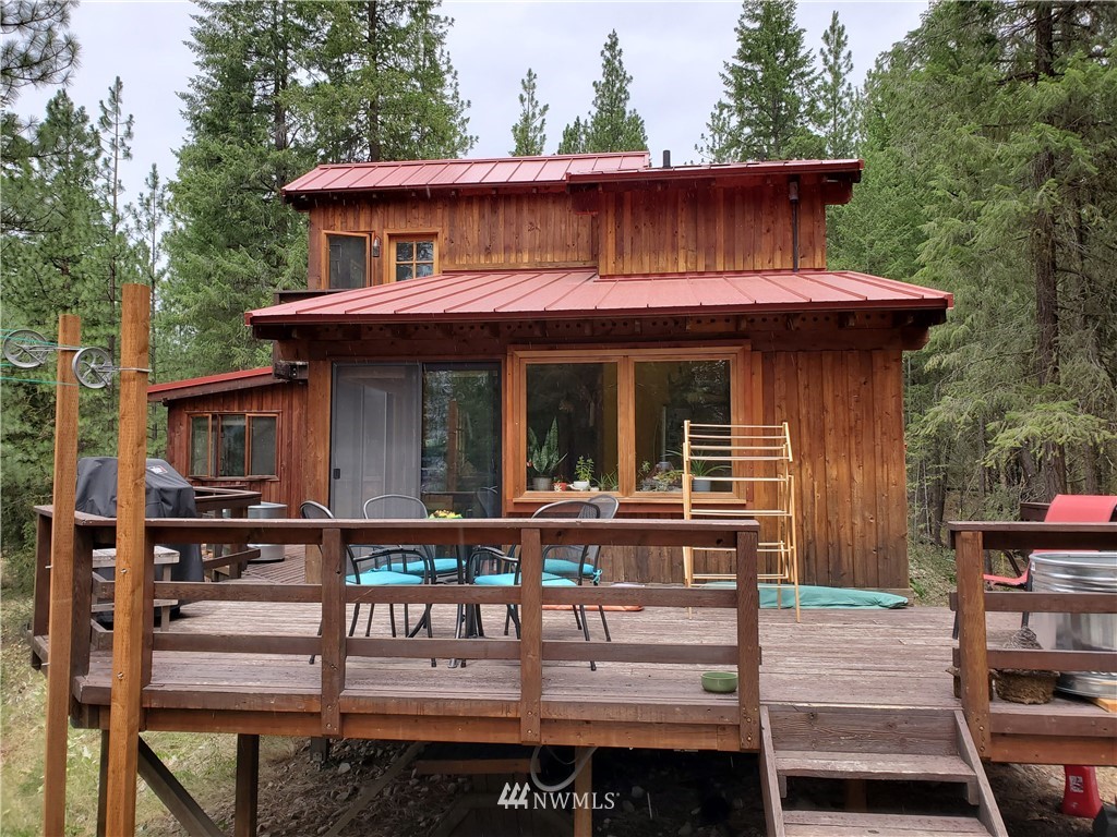 14 Homestead Road Winthrop, WA 98862 - Photo 4 of 6