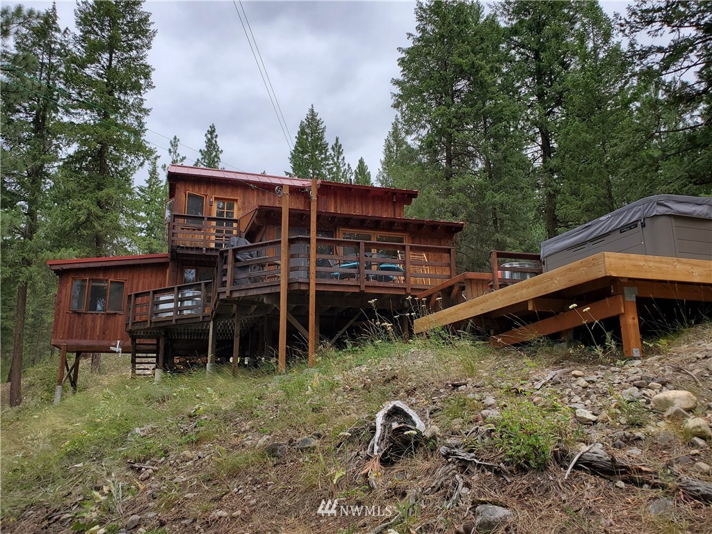 14 Homestead Road Winthrop, WA 98862 - Photo 5 of 6