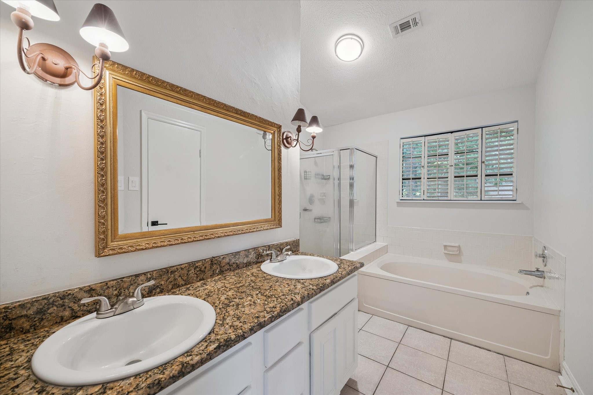 122 East Mistybreeze Circle Spring, TX 77381 - Photo 9 of 15