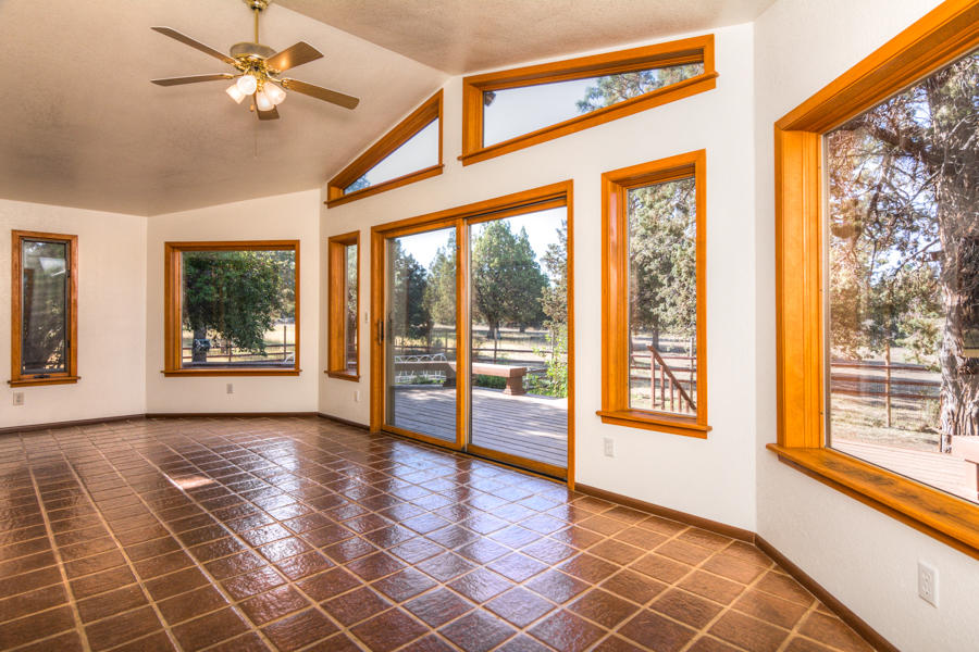 61175 Larsen Road Bend, OR 97702 - Photo 21 of 58 Larsen Rd 61175 (10 of 44)