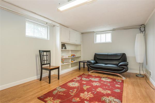29 Walnut Terrace Arlington, MA 02476 - Photo 17 of 23