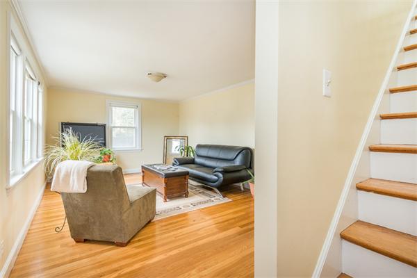 29 Walnut Terrace Arlington, MA 02476 - Photo 2 of 23