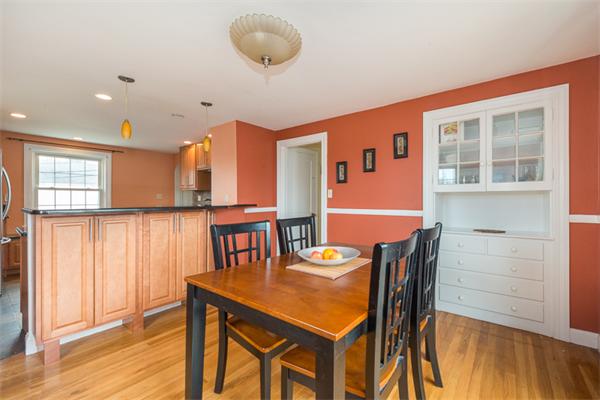29 Walnut Terrace Arlington, MA 02476 - Photo 8 of 23