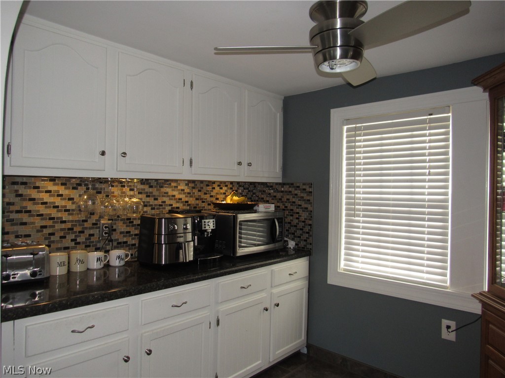 306 Prospect Road Berea, OH 44017 - Photo 6 of 35 Gallery Image 6