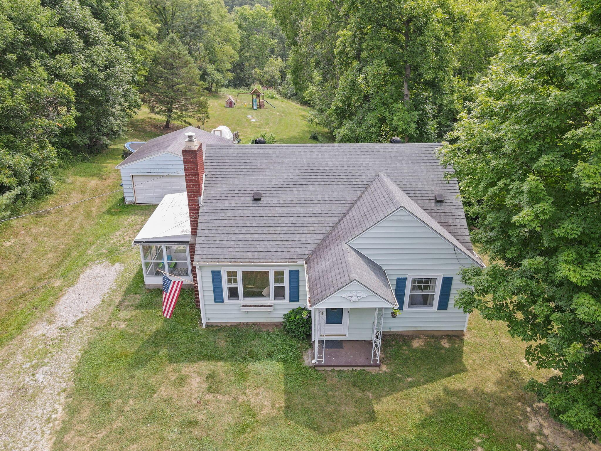 2710 BIS Road Southwest Lancaster, OH 43130 - Photo 53 of 74 53-web-or-mls-DJI_0441