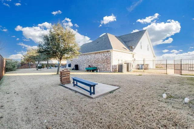 $1,199,999 | 949 West Sunset Boulevard, Celina, TX 75009