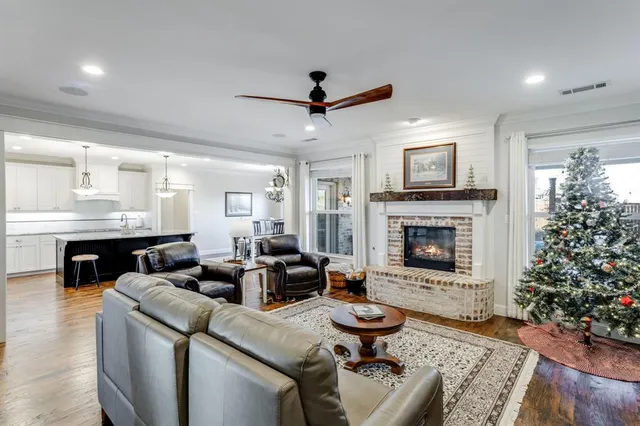 $1,199,999 | 949 West Sunset Boulevard, Celina, TX 75009