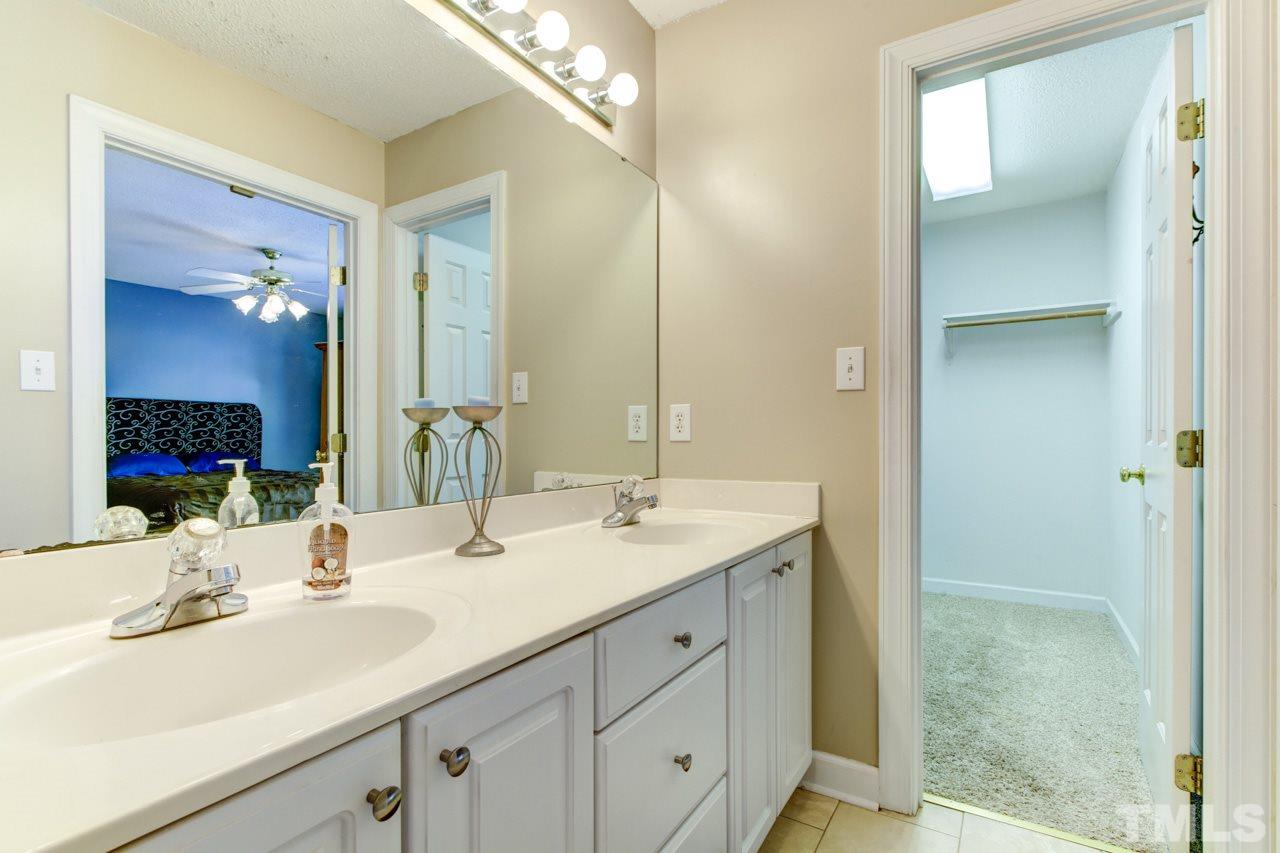 4512 Bartholomew Circle Raleigh, NC 27604 - Photo 16 of 25