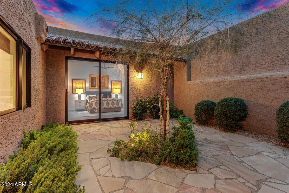 4436 East Camelback Road, Unit 35 Phoenix, AZ 85018 - Photo 27 of 37 24-Interior Courtyard