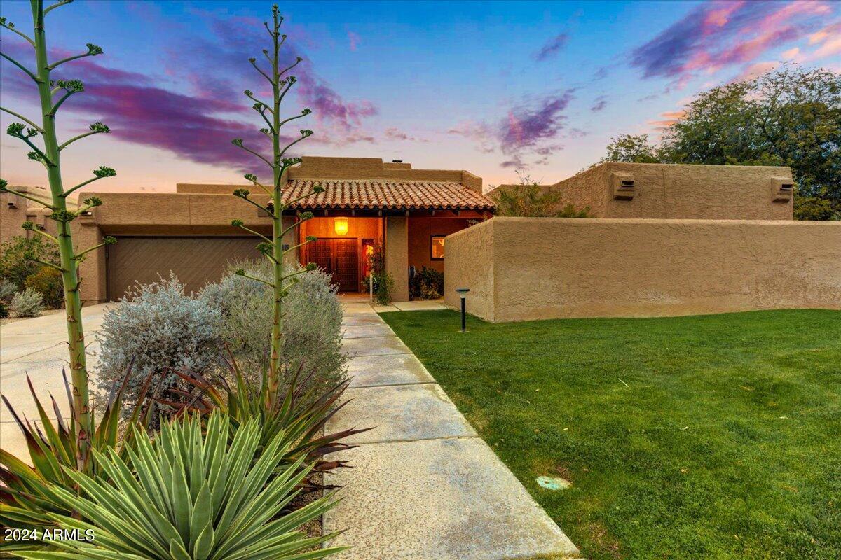 4436 East Camelback Road, Unit 35 Phoenix, AZ 85018 - Photo 36 of 37 01-Front