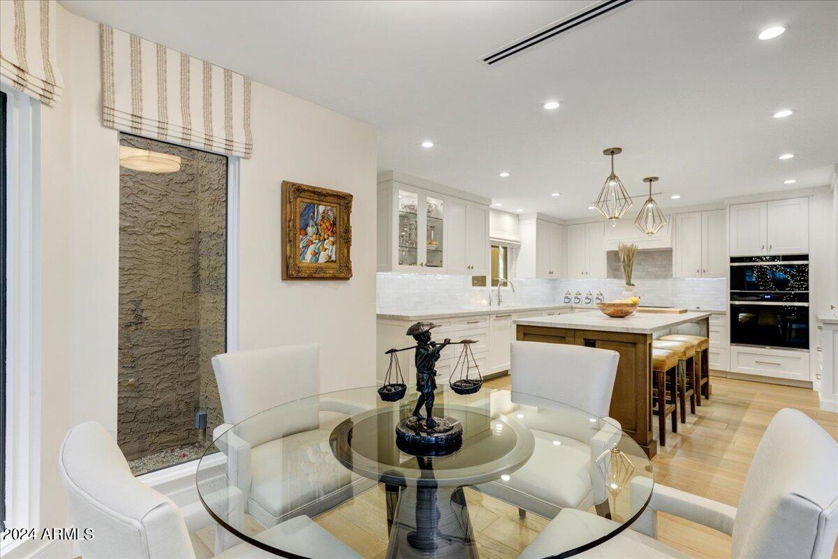 4436 East Camelback Road, Unit 35 Phoenix, AZ 85018 - Photo 7 of 37 06-Casual Dining To Kitchen