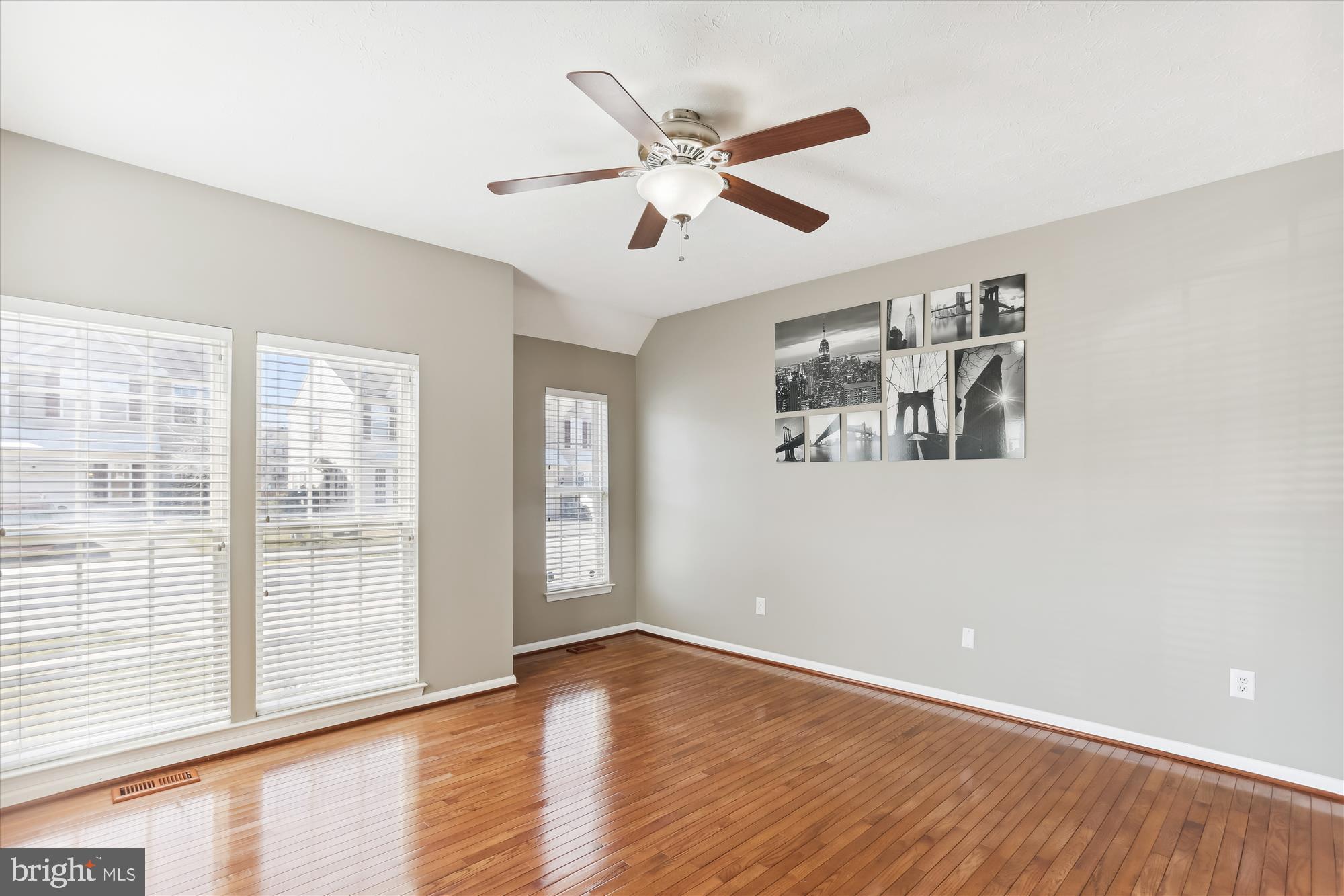 1835 Scaffold Way Odenton, MD 21113 - Photo 30 of 33 Living Room