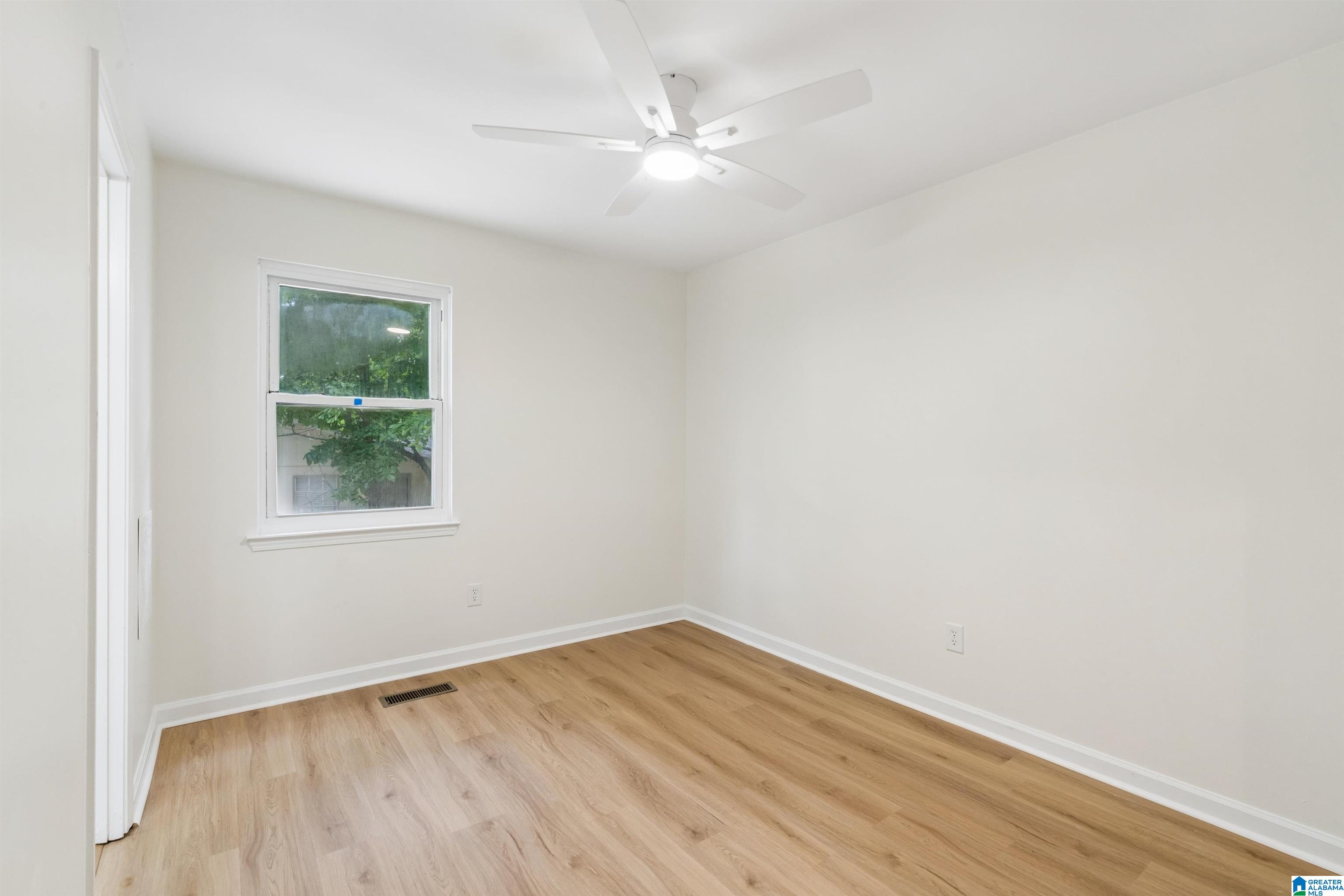 1688 Brewster Road Birmingham, AL 35235 - Photo 11 of 14