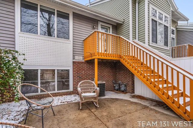 $264,900 | 1391 Quarterline Cmns, Holland, MI 49423