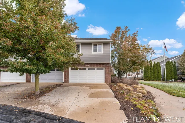 $264,900 | 1391 Quarterline Cmns, Holland, MI 49423