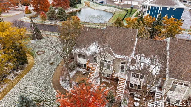$264,900 | 1391 Quarterline Cmns, Holland, MI 49423