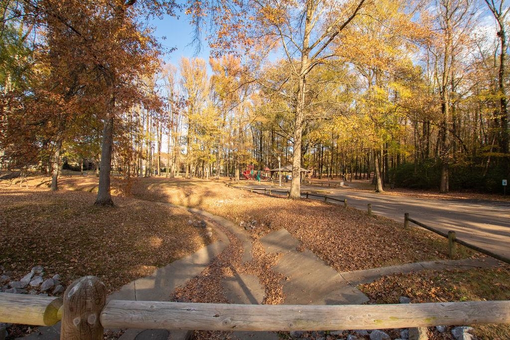 2415 Howard Road Germantown, TN 38138 - Photo 9 of 10 Gallery Image 9