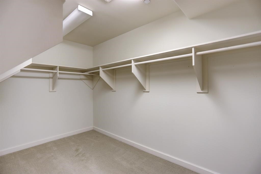 914 Main Street, Unit 2202 Houston, TX 77002 - Photo 5 of 21